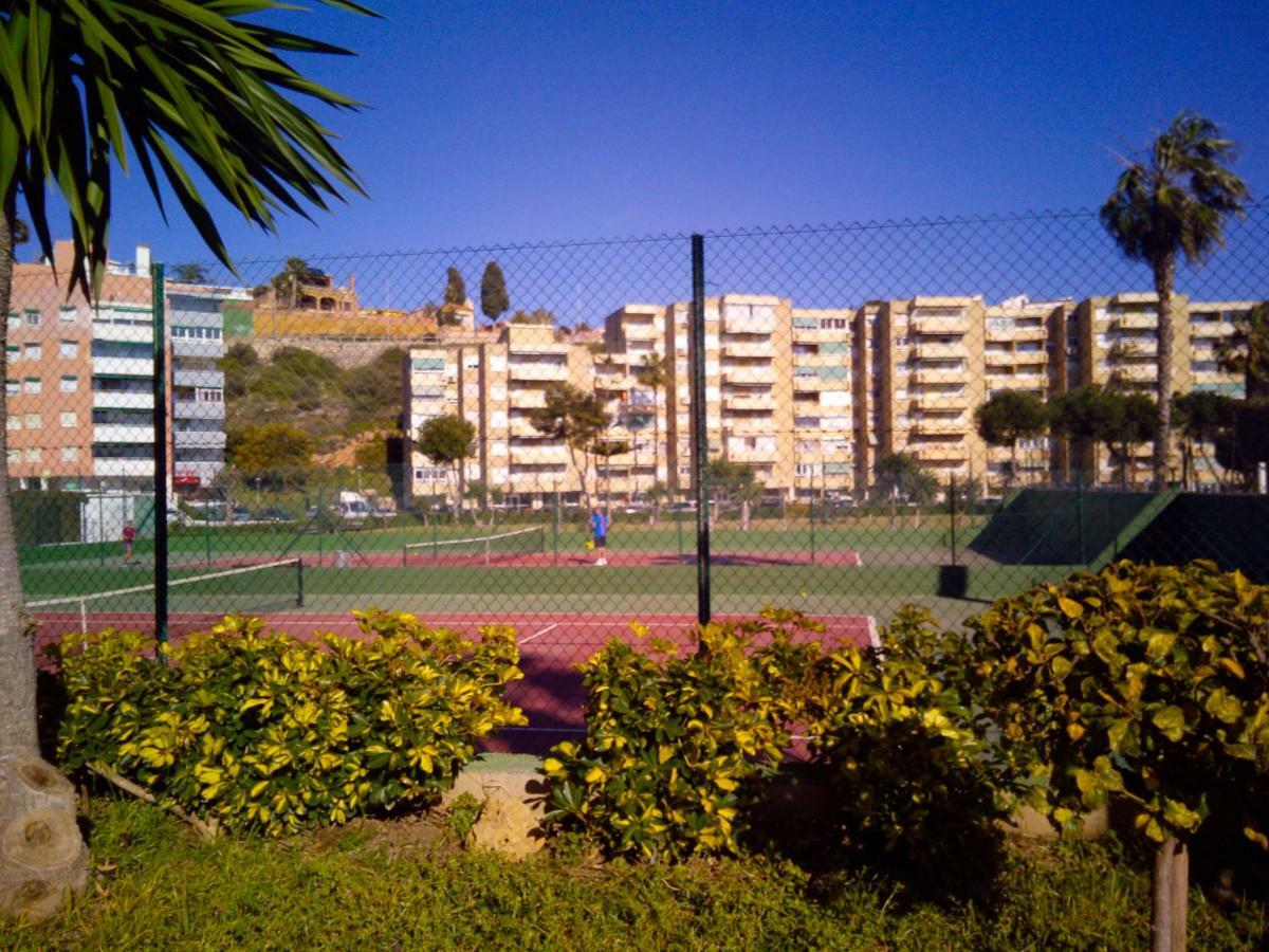 Апартаменты Playa La Cala In Front Of The Beach Free Parking Малага Экстерьер фото